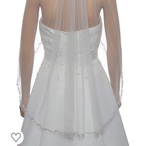 White wedding veil